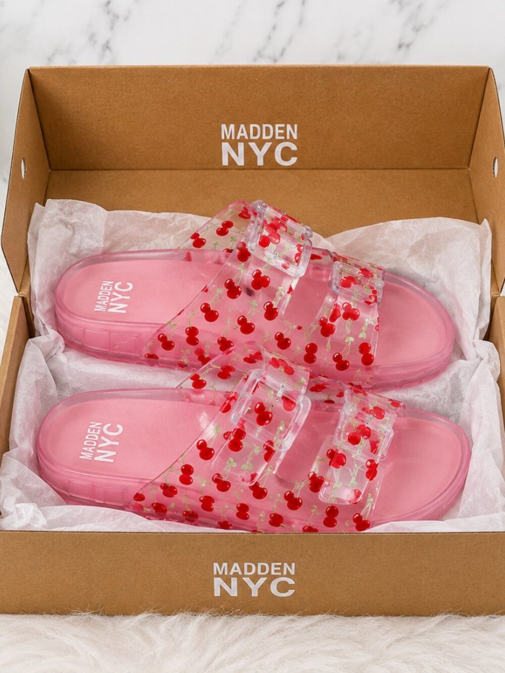 🍒 Madden NYC Cherry Jelly Footbed Sandals 💖 - Picture 2 of 2
